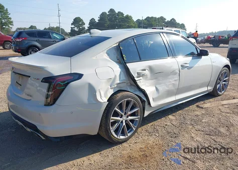 2021 Cadillac Ct5 V-Series z USA, uszkodzony, nr VIN 1G6DV5RW7M0131152